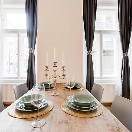 Wenceslass Square Royal Residence Apartments Prague Exterior photo