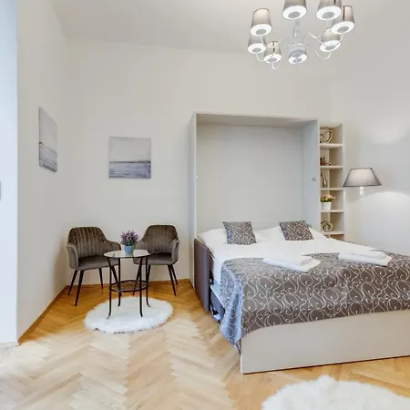 Wenceslass Square Royal Residence Apartments Prague Exterior photo