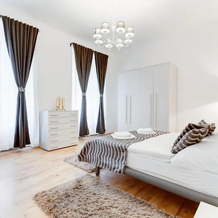 Wenceslass Square Royal Residence Apartments Prague Exterior photo