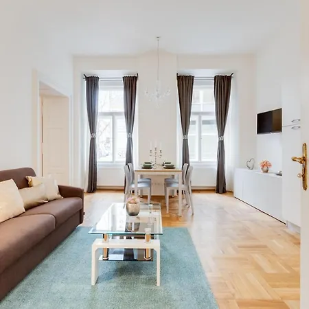 Wenceslass Square Royal Residence Apartments Prague Exterior photo