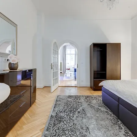 Wenceslass Square Royal Residence Apartments Prague Exterior photo