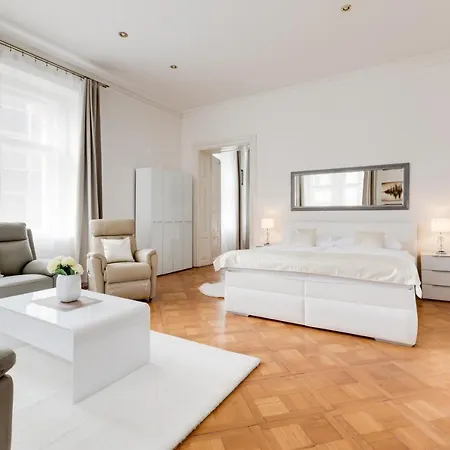 Wenceslass Square Royal Residence Apartments Prague Exterior photo