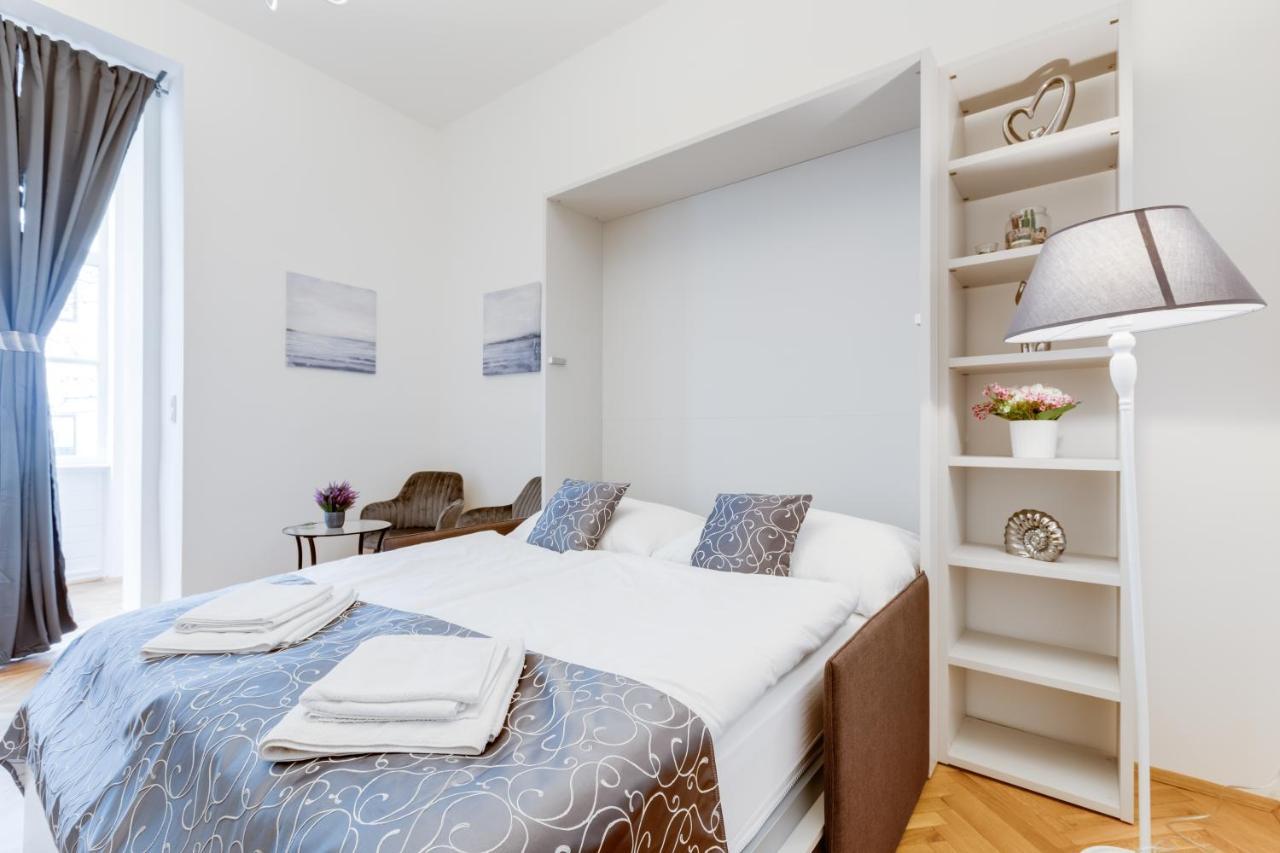 Apartment Wenceslass Square Royal Prague